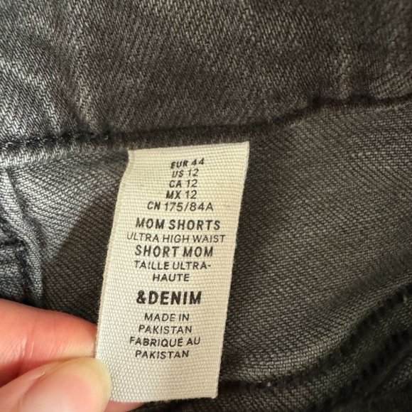 H&M black wash distressed denim mid length shorts | US 12 - Picture 4 of 4